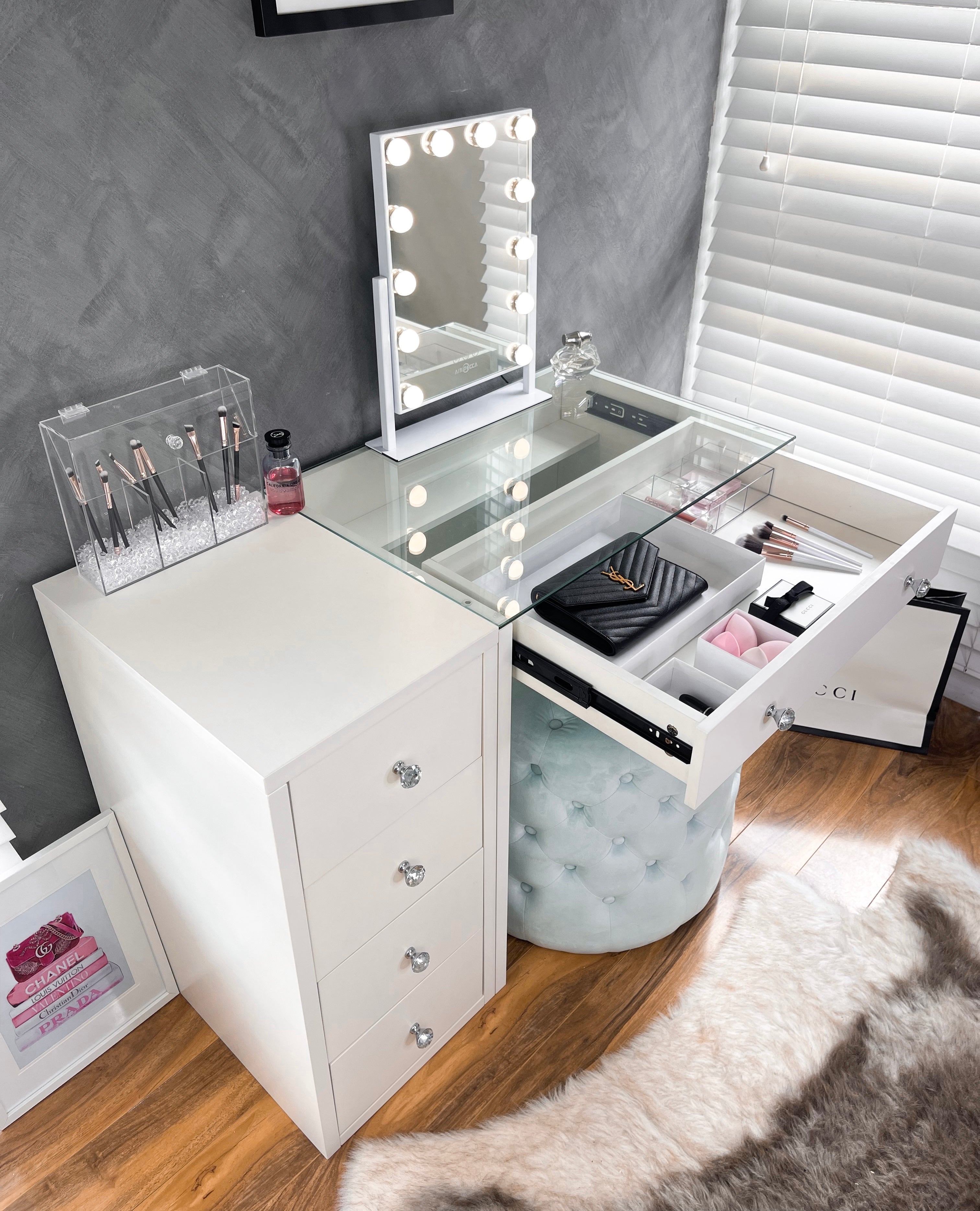 (Set) VIP Mirror & Electra Vanity Table & Drawers