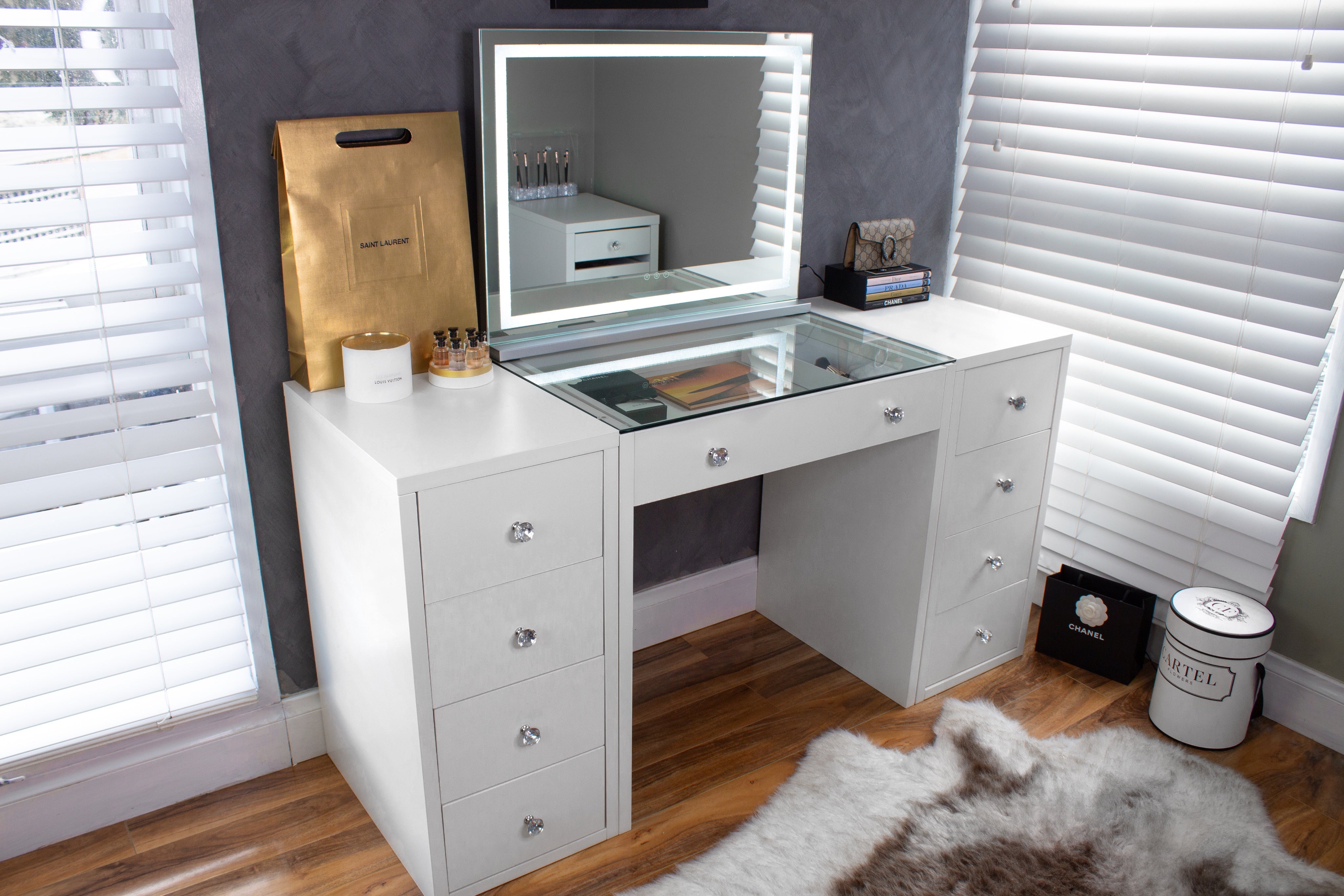 (Set) Hollywood Mirror, Table & 2 x Draw Set “Queen”