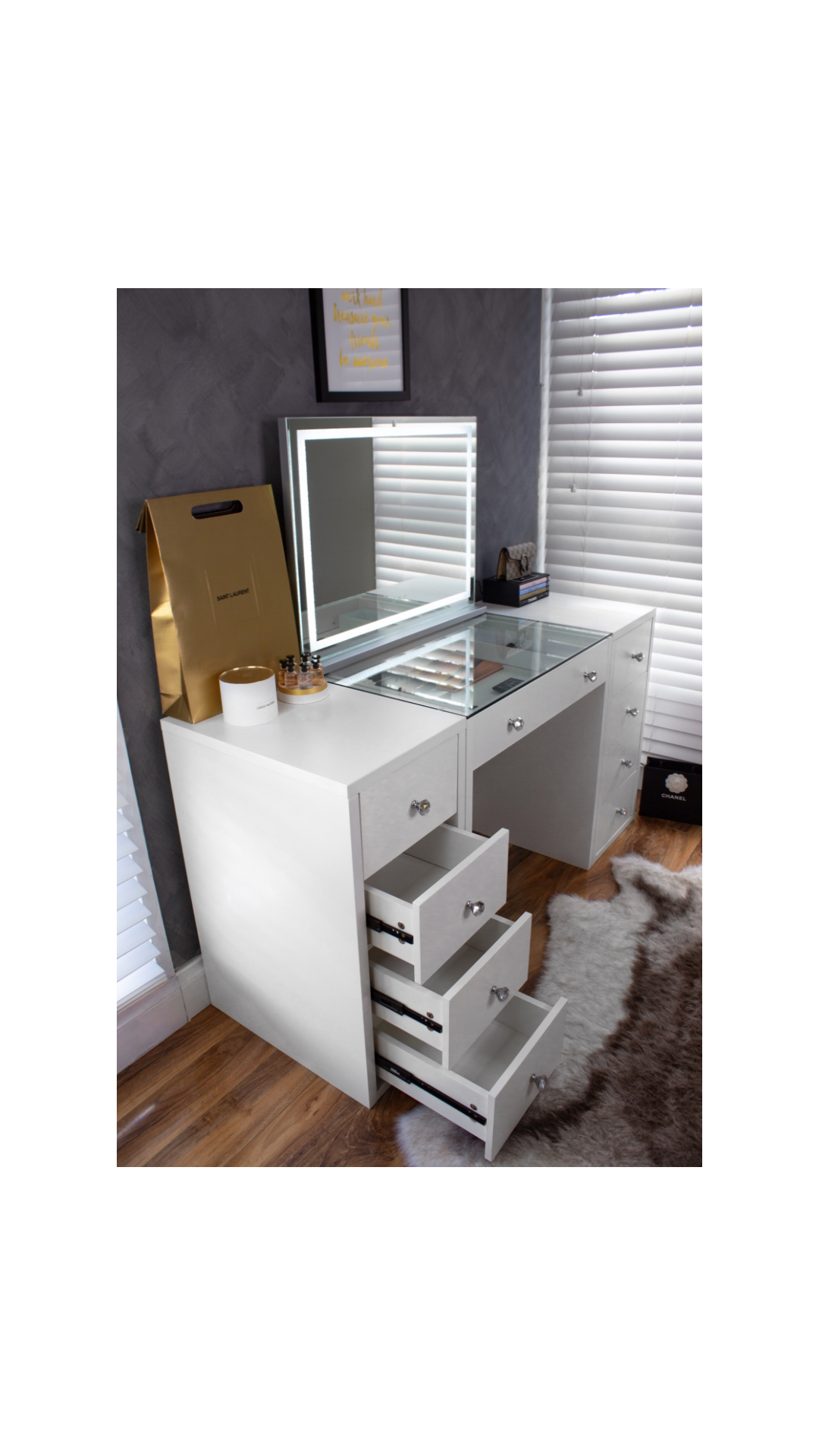 (Set) Hollywood Mirror, Table & 2 x Draw Set “Queen”