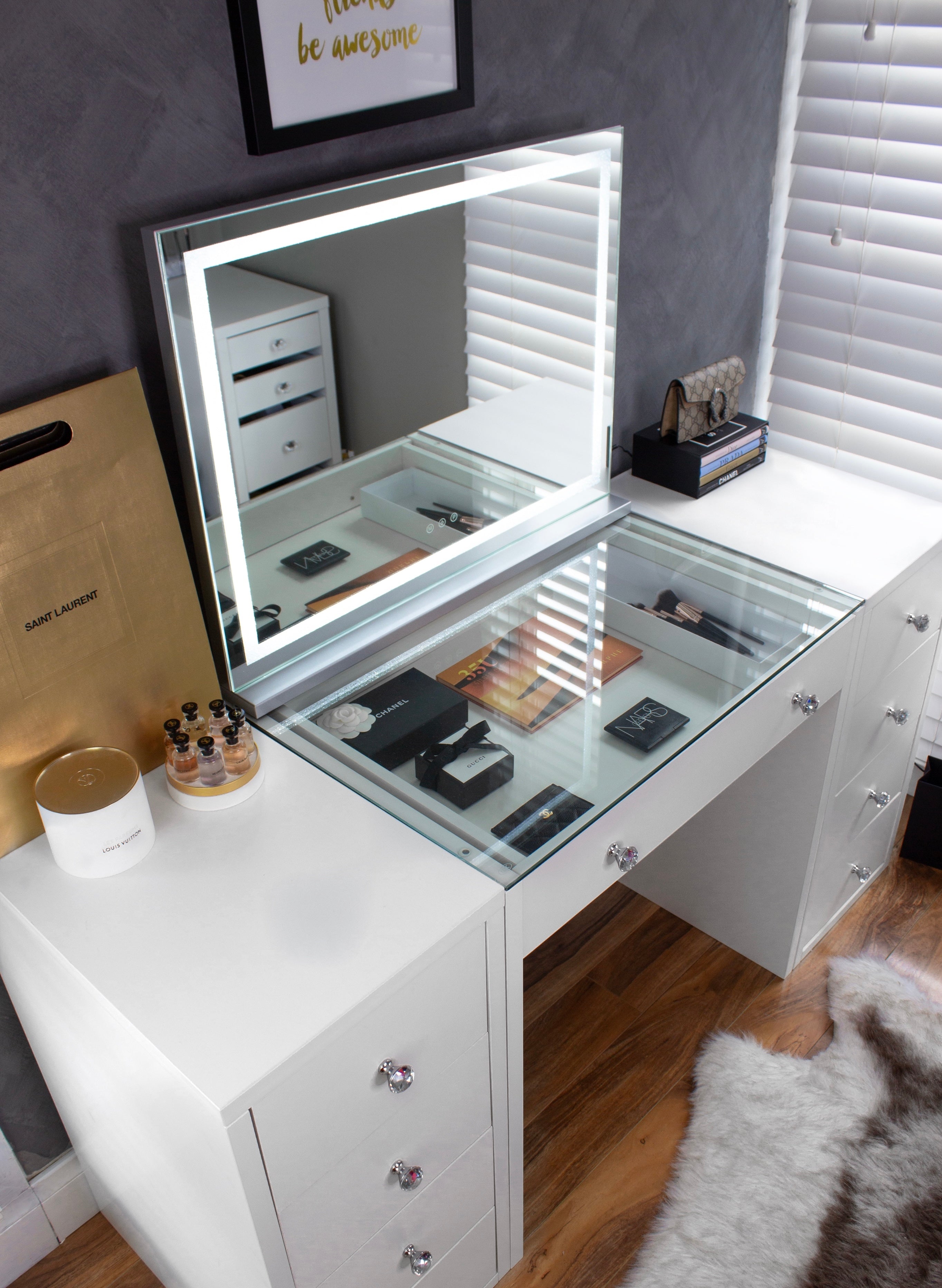 (Set) Hollywood Mirror, Table & 2 x Draw Set “Queen”