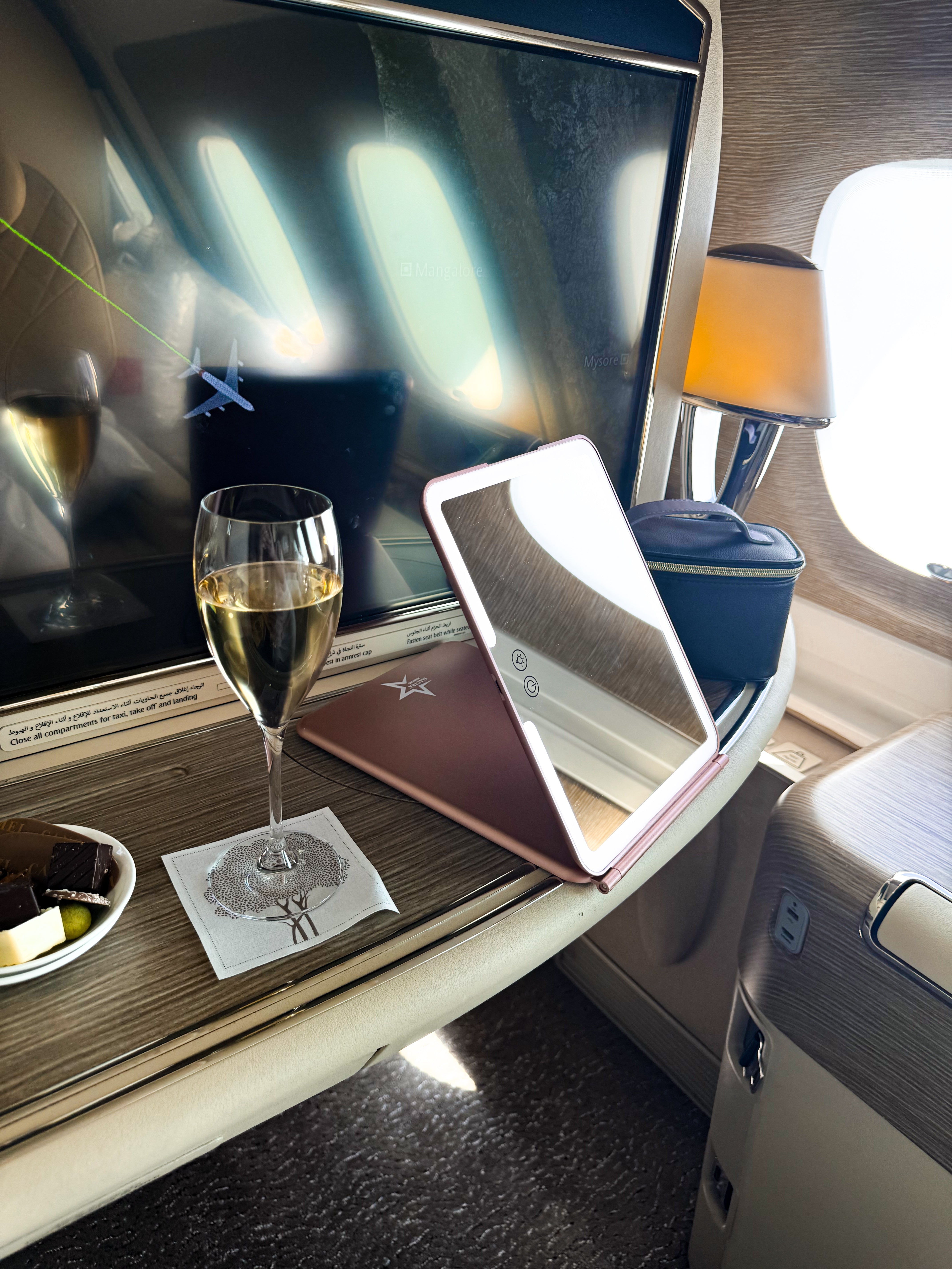 Luxe Lumin - Travel mirror